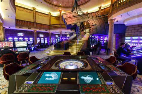 casino budapest dresscode